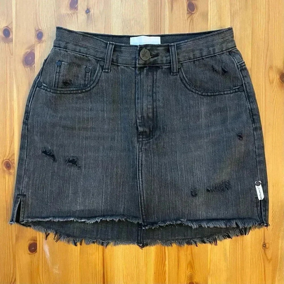 One Teaspoon High Waist Mini Skirt Distressed Ripped Vintage Black Festival - Picture 4 of 12
